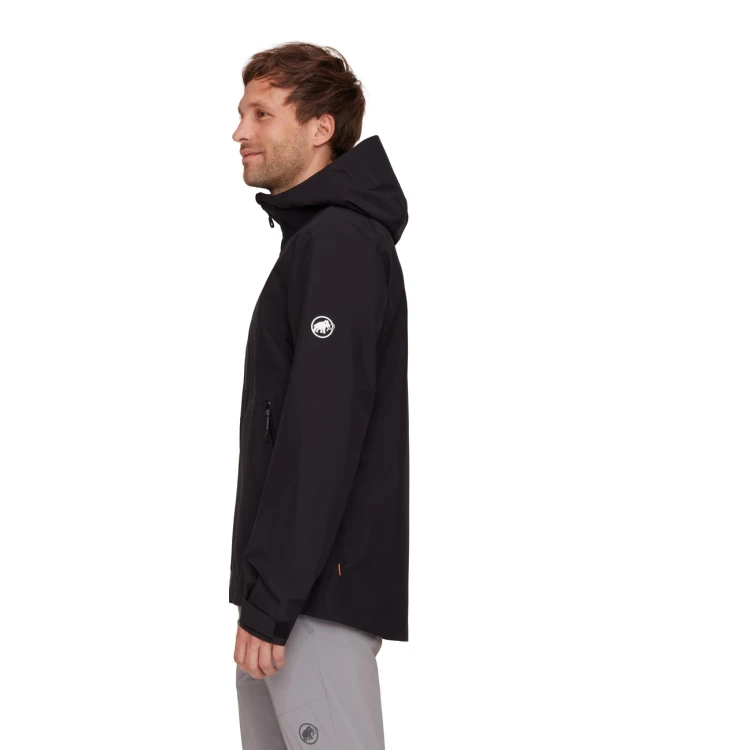 kurtka-hardshell-meska-mammut-alto-light-black-na-modelu-profil