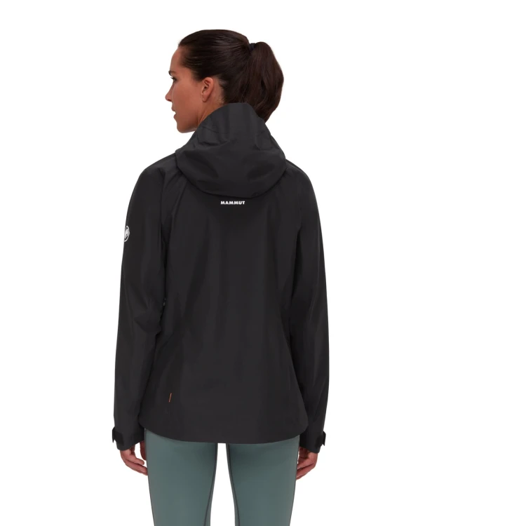 kurtka-hardshell-damska-mammut-alto-light-black-na-modelce-tyl