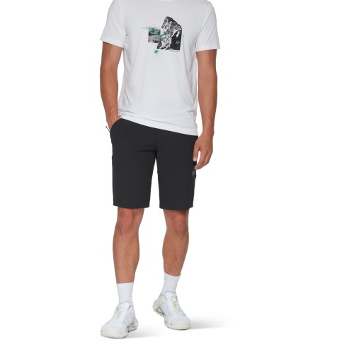 spodenki-meskie-mammut-hiking-v-black-na-modelu-przod