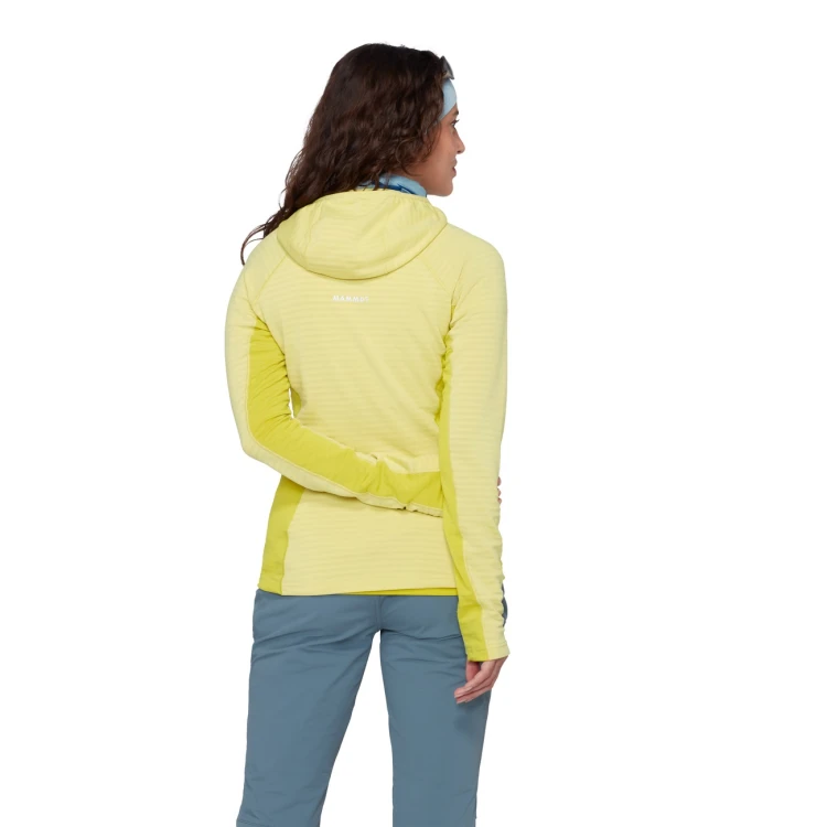 techniczna-bluza-damska-mammut-taiss-ml-hooded-holunder-acacia-na-modelce-tyl