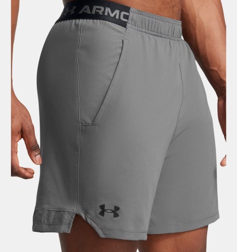 szare-treningowe-spodenki-meskie-under-armour-vanish-woven-6in-kieszen