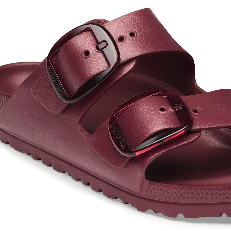 klapki-damskie-birkenstock-arizona-eva-zinfandel-1033115-detal-sprzaczki.jpg