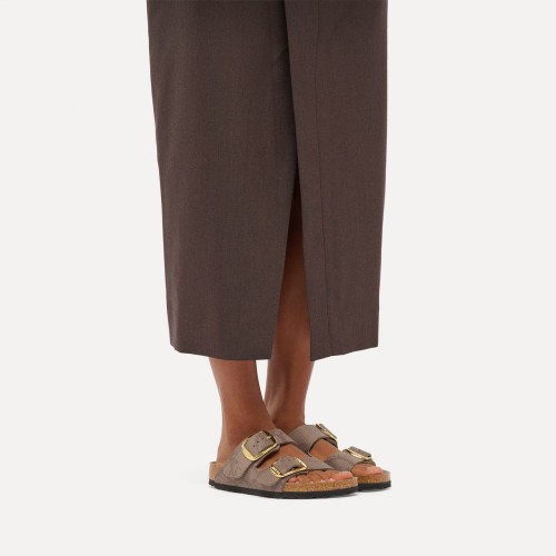 klapki-damskie-birkenstock-arizona-big-buckle-python-1032891-gray-taupe-na-modelce