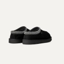kapcie-meskie-ugg-tasman-ii-black-czarne-para-tyl-zapietki