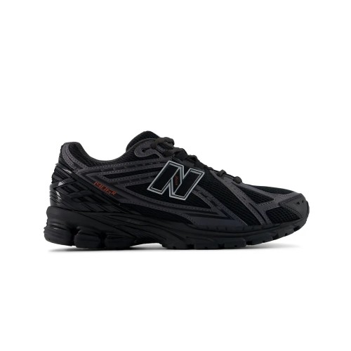 new-balance-u19069l0-czarne-buty-unisex-bok-zewnetrzny