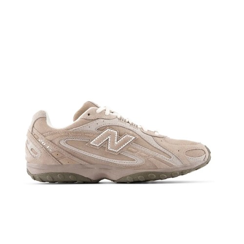 new-balance-u204lmma-bezowe-buty-unisex-profil-boczny