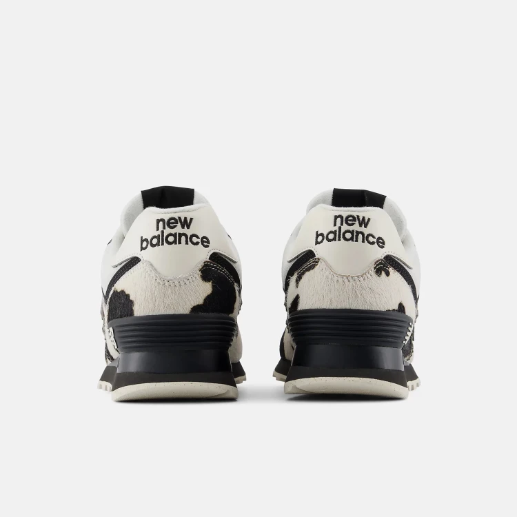 new-balance-574-w574ph-black-linen-cow-print-widok-z-tylu
