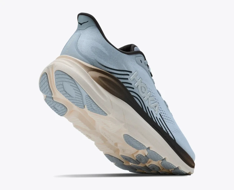 hoka-clifton-11-meskie-amortyzowane-buty-widok-podeszwy-i-piety