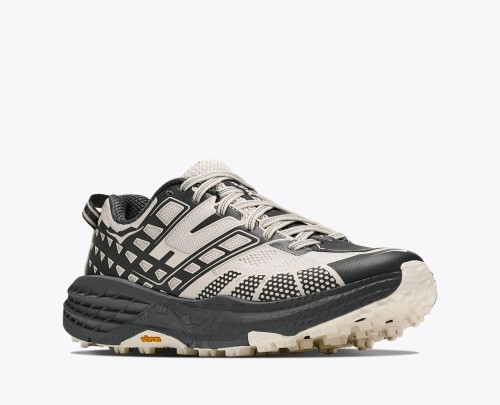 hoka-speedgoat-2-unisex-buty-outdoor-widok-perspektywiczny