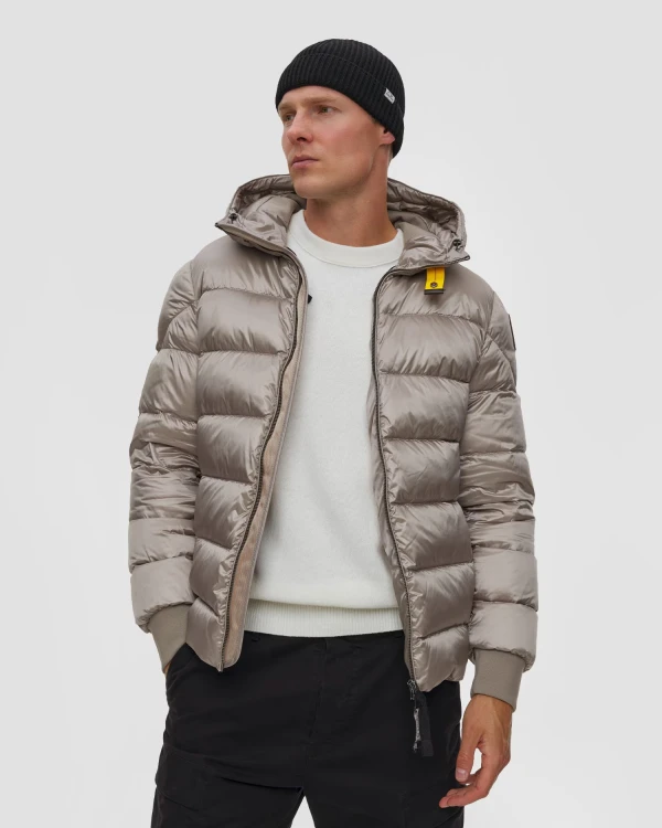 kurtka-meska-parajumpers-pharrell-mid-grey-na-modelu.jpg