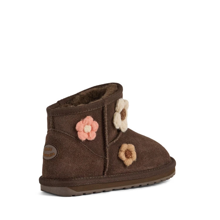 emu-australia-daisy-chocolate-sniegowce-dzieciece-widok-z-tylu