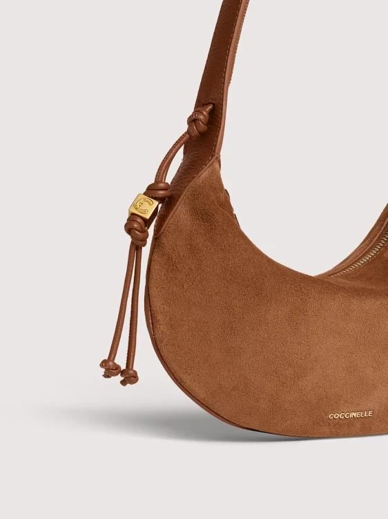 coccinelle-thess-small-brown-detal-zamszu-logo-c-me