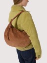 coccinelle-thess-medium-brown-torebka-na-modelce