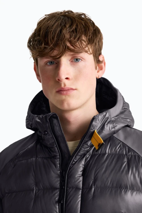 parajumpers-vigolo-phantom-kurtka-meska-kaptur-detal.jpg
