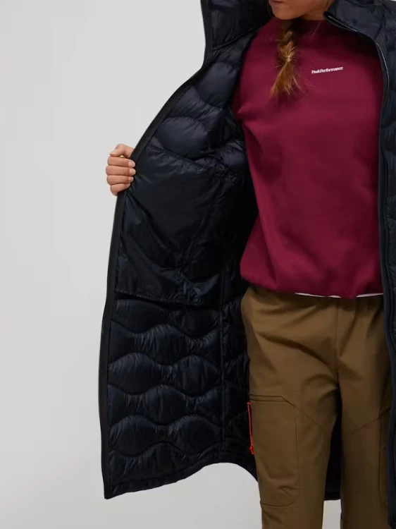 peak-performance-helium-down-coat-g79850090-050-03.jpg