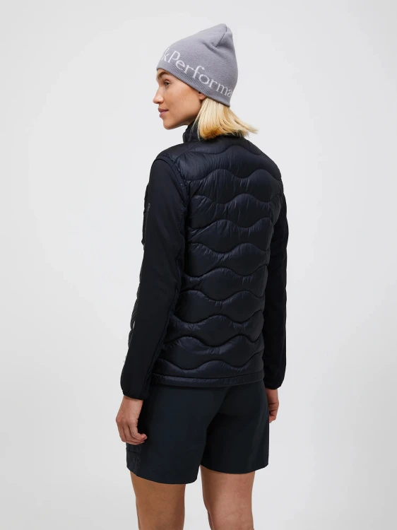 kamizelka-damska-peak-performance-helium-utility-down-vest-black-sand-fog-g80345130-050-05.jpg