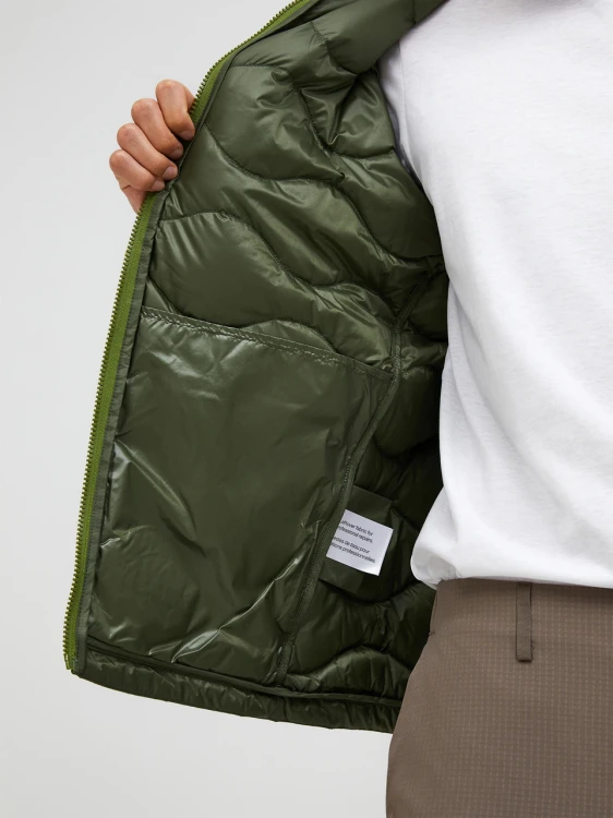peak-performance-m-helium-utility-down-hood-jacket-g79848-wnetrze-podszewka
