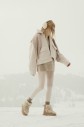 emu-australia-blurred-teddy-w13196-sand-07-lifestyle.jpg