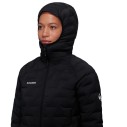 kurtka-ocieplana-damska-mammut-sender-in-hooded-black-detal-kaptur