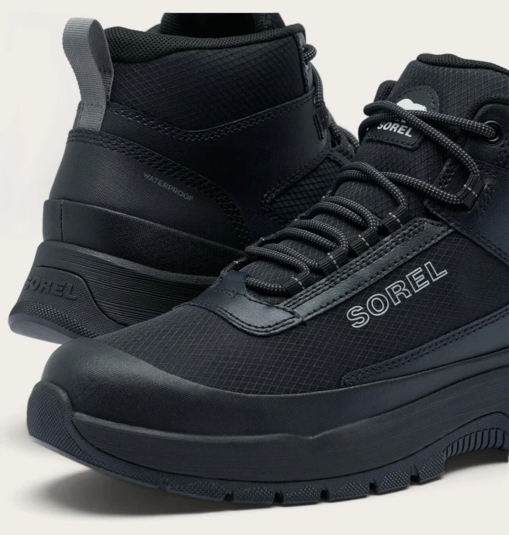 buty-meskie-zimowe-sorel-outing-nw-mid-waterproof-czarne-zblizenie-detal