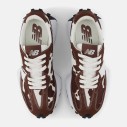 rzut-z-gory-buty-new-balance-327-cow-print-w327apc