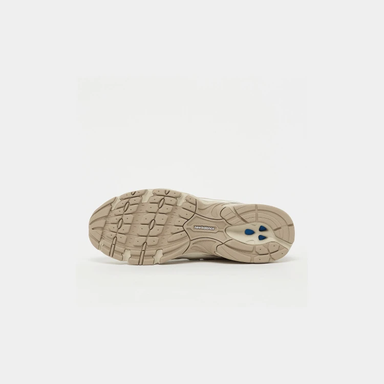 buty-damskie-new-balance-u7409hk-mushroom-brown-05.jpg