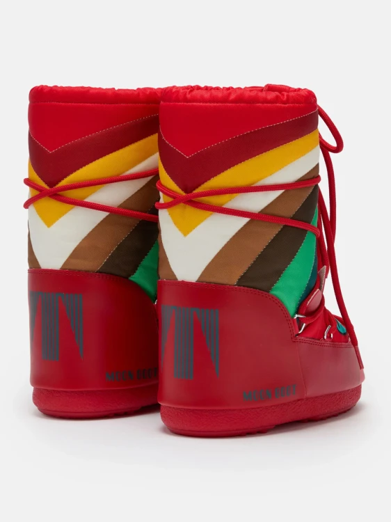 kolorowe-buty-zimowe-moon-boot-icon-dino-para-od-tylu-paski-zapietek-sniegowce