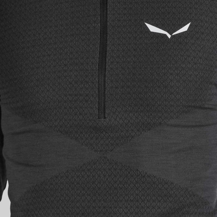salewa-zebru-responsive-half-zip-tee-detal-zamek-splot-bodymapping
