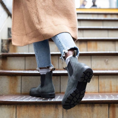 blundstone-1630-rustic-black-damskie-sztyblety-stylizacja
