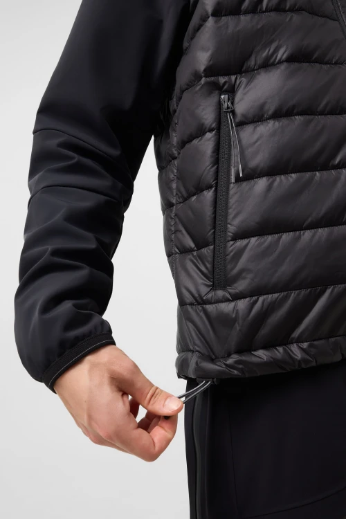 kurtka-meska-bogner-fire-ice-anian-softshell-black-264-3407-8370-026-07-detal.jpg