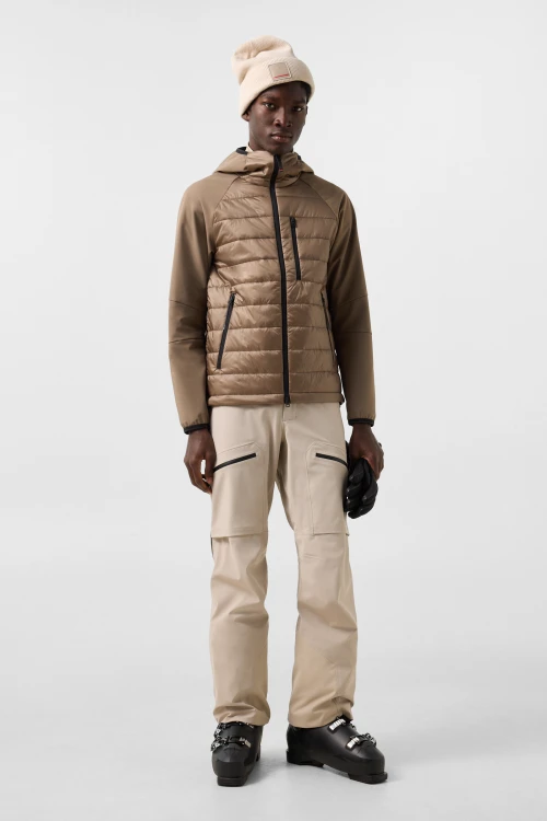 kurtka-meska-bogner-fire-ice-anian-softshell-taupe-264-3407-8370-866-10-na-modelu.jpg