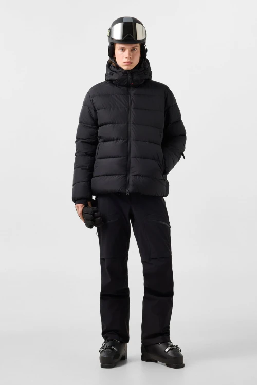 kurtka-narciarska-meska-bogner-fire-ice-luka-black-264-3426-1966-026-10-na-modelu.jpg