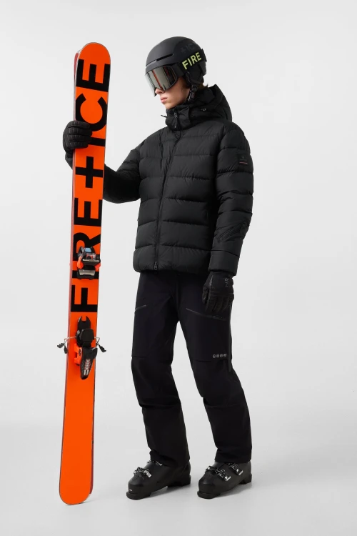 kurtka-narciarska-meska-bogner-fire-ice-luka-black-264-3426-1966-026-11-na-modelu.jpg