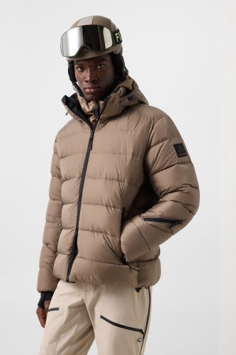 kurtka-narciarska-meska-bogner-fire-ice-luka-taupe-264-3426-1966-866-10-na-modelu.jpg