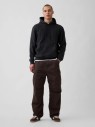 czarna-bluza-meska-z-kapturem-gap-core-arch-black-combo-stylizacja.jpg