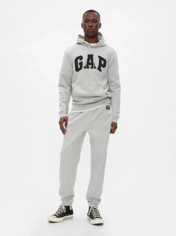 spodnie-dresowe-meskie-gap-heritage-logo-jogger-light-heather-grey-komplet.jpg