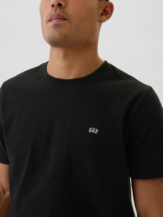t-shirt-gap-micro-logo-czarny-haft-detal.jpg