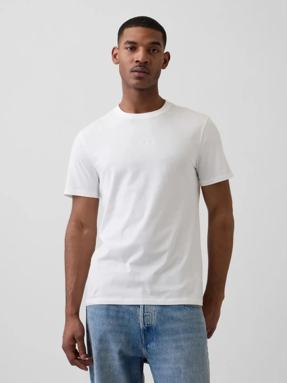 bialy-t-shirt-meski-gap-everyday-soft-tonal-mini-logo-przod.jpg