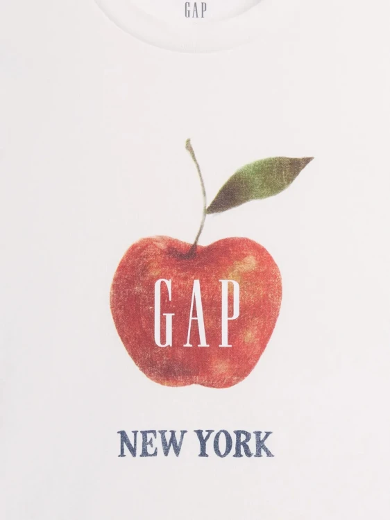 koszulka-meska-gap-apple-logo-new-york-grafika-detal.jpg