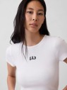 koszulka-damska-gap-prazkowana-biala-crewneck-polprofil.jpg