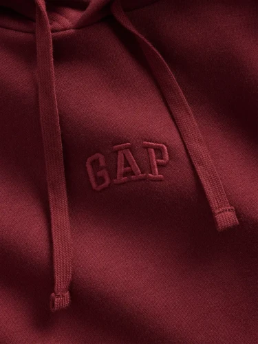 bordowa-bluza-meska-gap-tonal-mini-logo-haft-detal