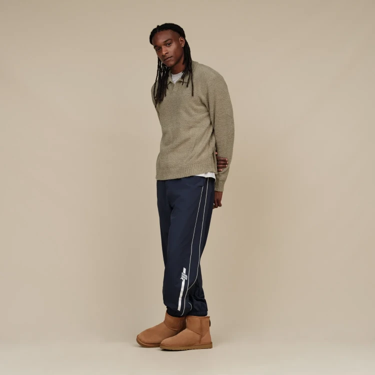 buty-meskie-ugg-m-classic-mini-chestnut-1002072-che-04.webp