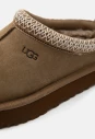 buty-ugg-tazz-light-bronze-1143776k-lbnz-02.webp