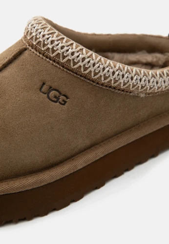 buty-ugg-tazz-light-bronze-1143776k-lbnz-02.webp