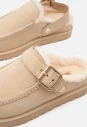 mule-damskie-ugg-evelina-clog-sand-castle-1180251-sndc-01.webp