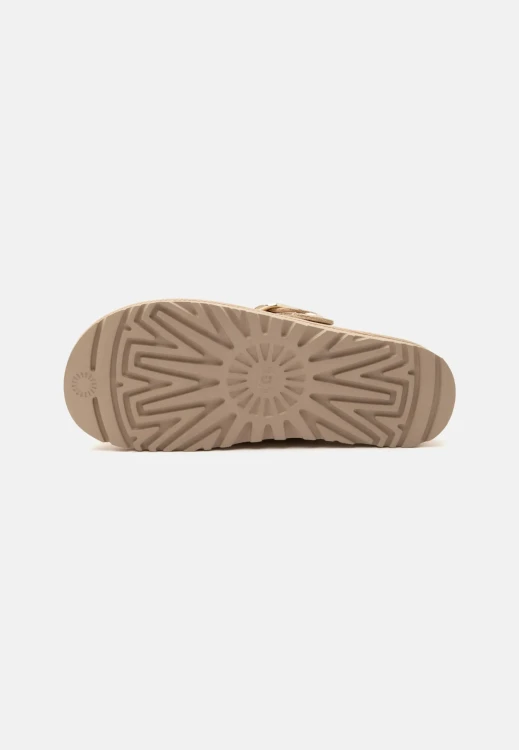 mule-damskie-ugg-evelina-clog-sand-castle-1180251-sndc-02.webp