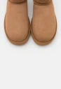 sniegowce-damskie-ugg-classic-ultra-mini-chestnut-1116109-che-03-gora.webp