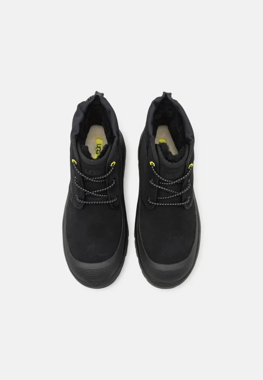 buty-meskie-ugg-neumel-weather-hybrid-black-1143991-bblc-04-gora.webp