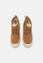 buty-meskie-ugg-neumel-weather-hybrid-chestnut-whitecap-1143991-cwtc-02-gora.webp
