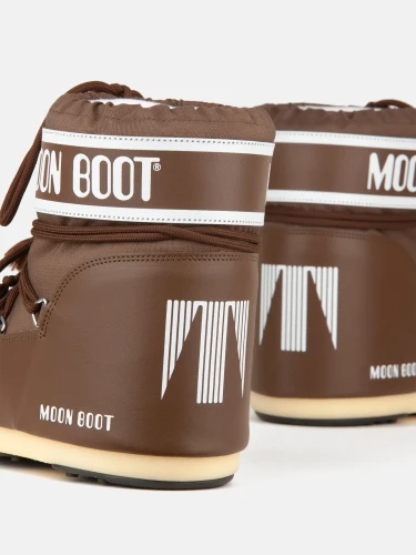 zblizenie-na-zapietek-moon-boot-icon-low-nylon-linearne-biale-logo-detal